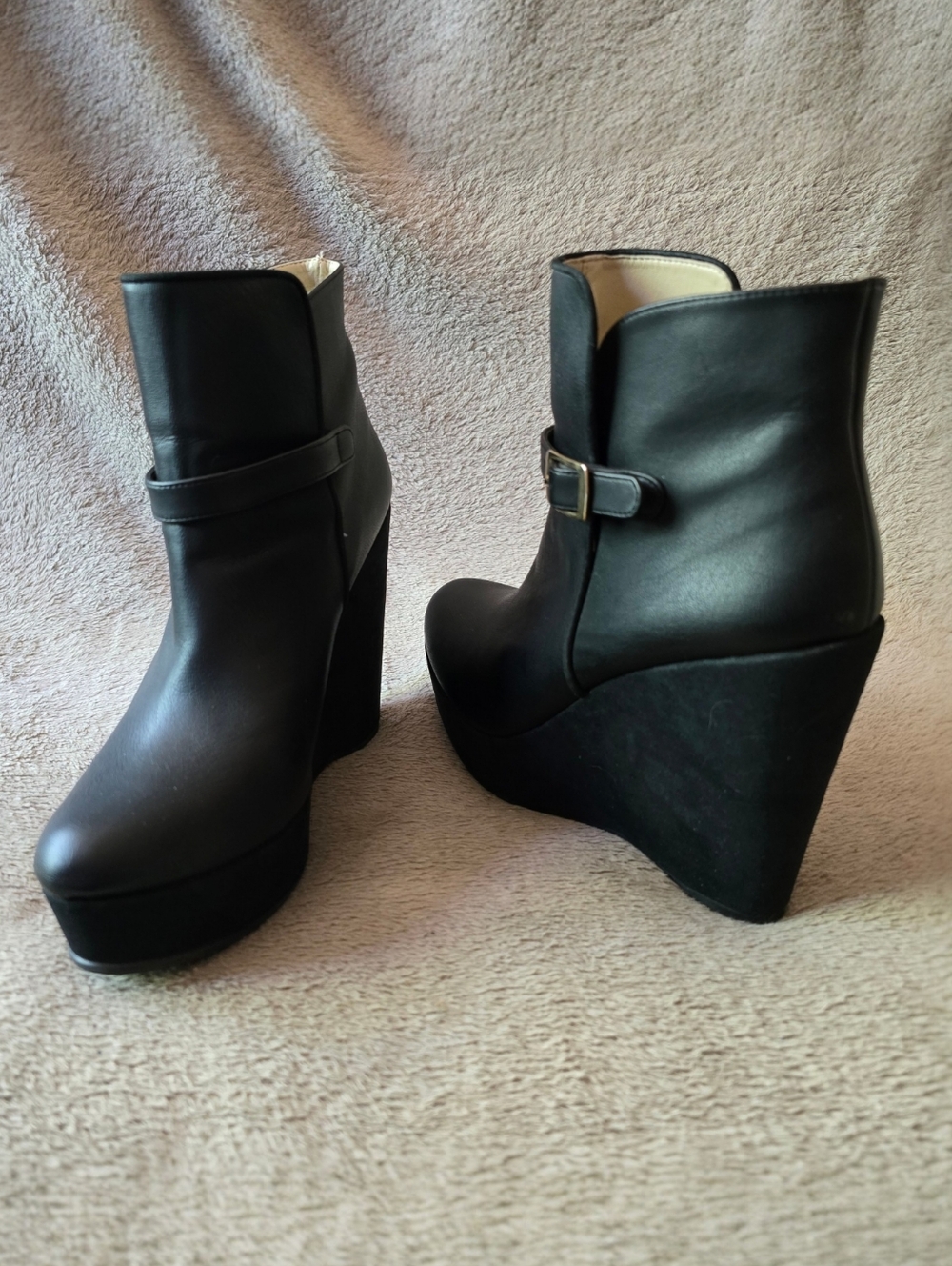 Stella McCartney Valencia Vegan Leather Platform Wedge Boots Size 40